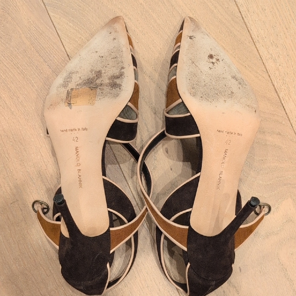 Manolo Blahnik Black and Brown Sculpted Strap Pointed-Toe Heels - Picture 4 of 4